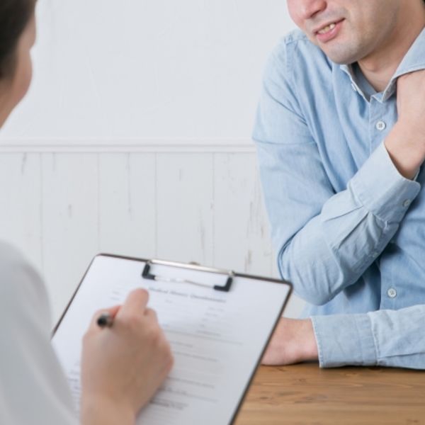 肩こりや頭痛でお悩みの方は大宮駅東口徒歩10分　タクト鍼灸整骨院まで
