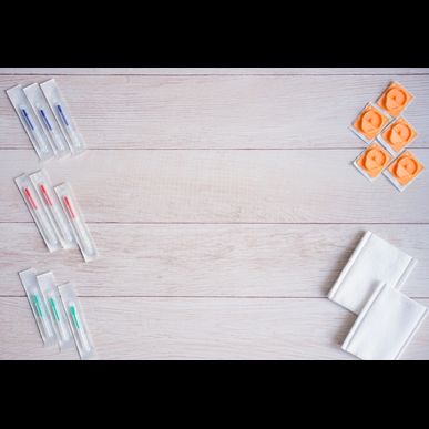 資格を持ったスタッフによる鍼を用いた施術も多くの患者様から好評です